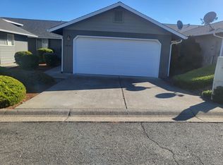 1891 Black Pine Dr #1891, Grants Pass, OR 97527