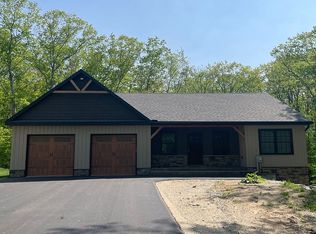 294 White Plains Rd, Webster, NH 03303