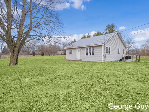 4823 84th St SE, Caledonia, MI 49316