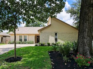10562 Emnora Ln, Houston, TX 77043