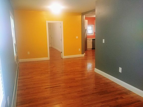 2nd image of 2115 Garrett Pl #1