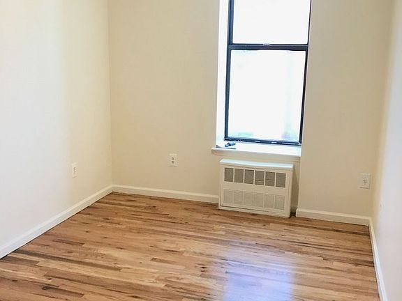 4th image of 311 W 128th St APT 3B