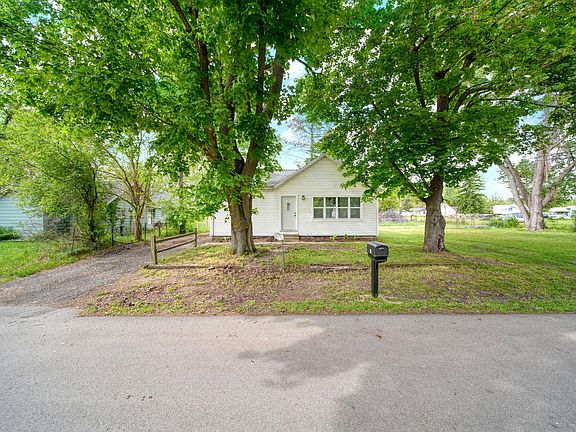 2nd image of 105 Trumble Ave