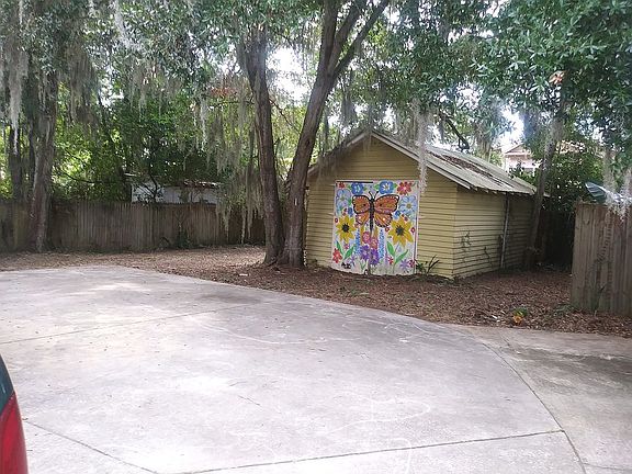 3rd image of 427 Washington Ave