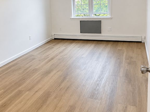 4th image of 5861 81st St APT 3