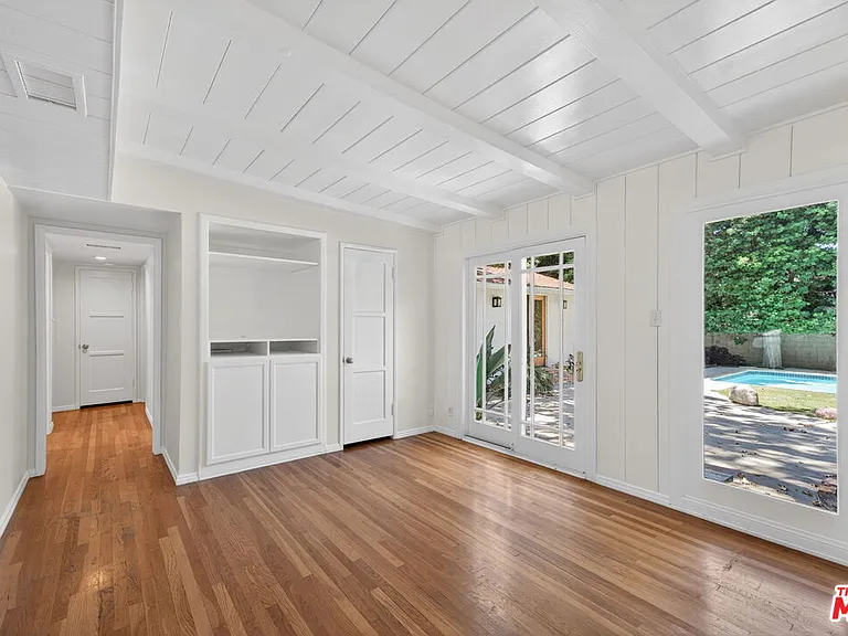 21309 Ibanez Ave — Photo 13