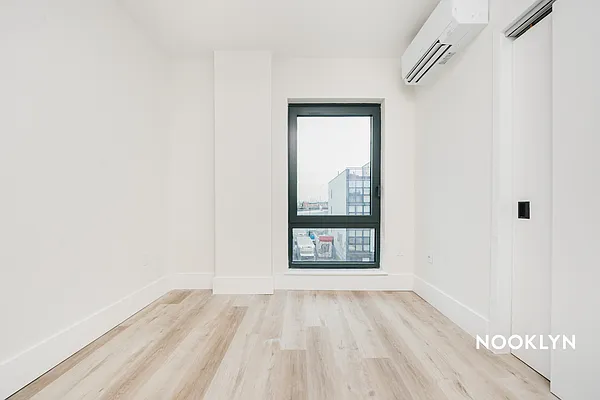Rented by Nooklyn NYC LLC | media 4