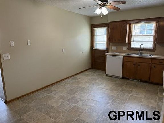 4th image of 13228 Montclair Dr