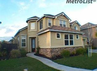 1535 Oasis Ln, Patterson, CA 95363