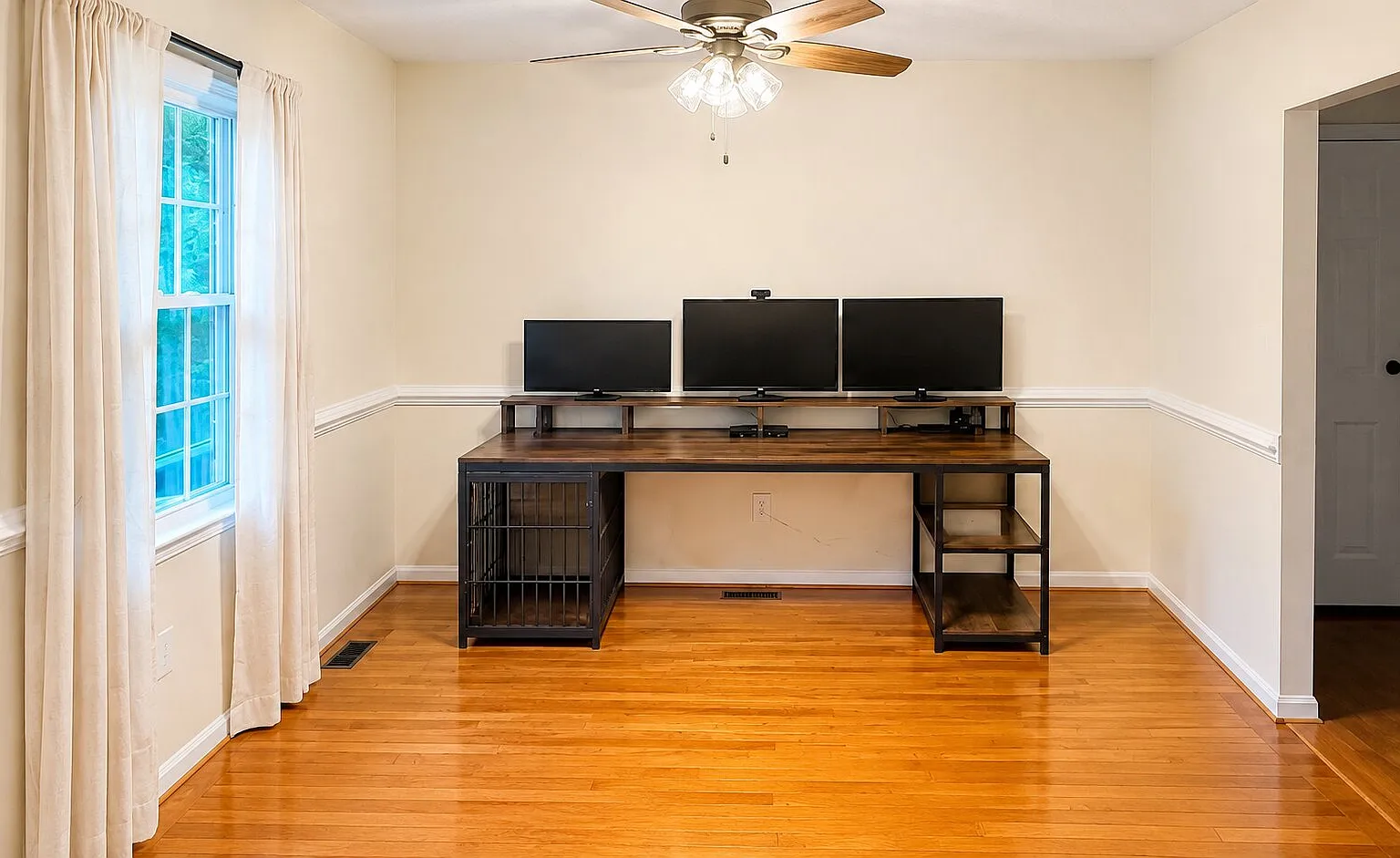 Updated 3BR/2BA Rambler — Photo 4