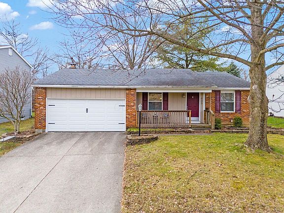 2nd image of 805 Hedley Pl