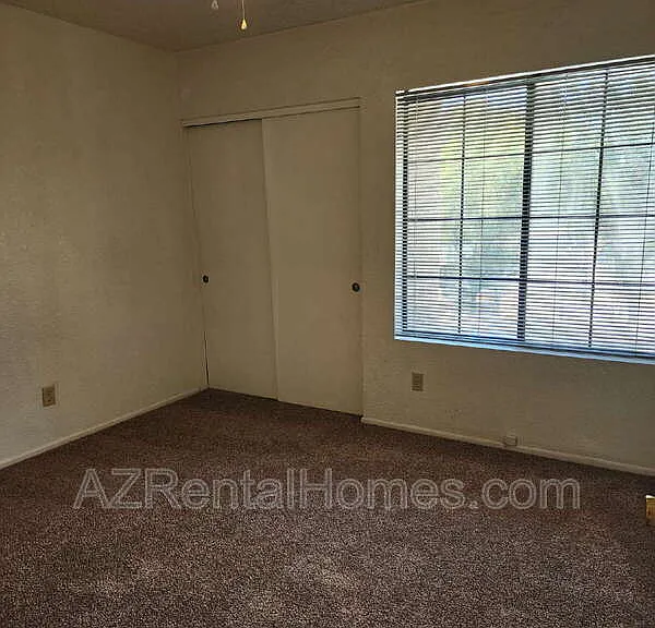 819 N College Ave #G112 — Photo 10