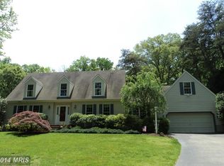 8355 Forest Glen Dr, Pasadena, MD 21122