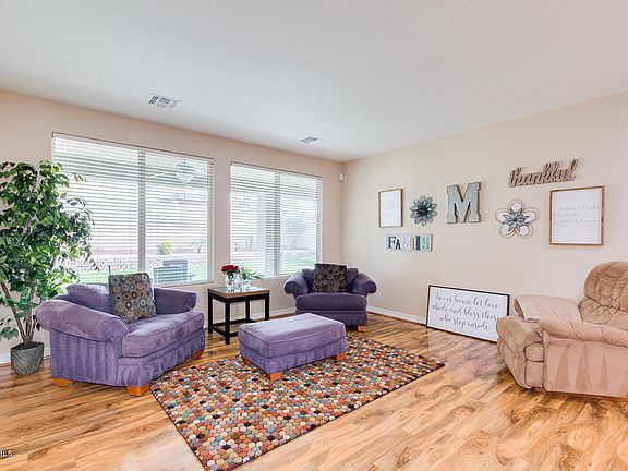 5th image of 4131 S Beverly Ct