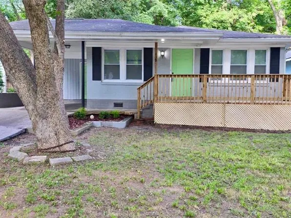 433 W Lake Ave NW, Atlanta, GA 30318