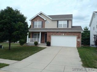 305 Tailfeather Dr, Shiloh, IL 62221