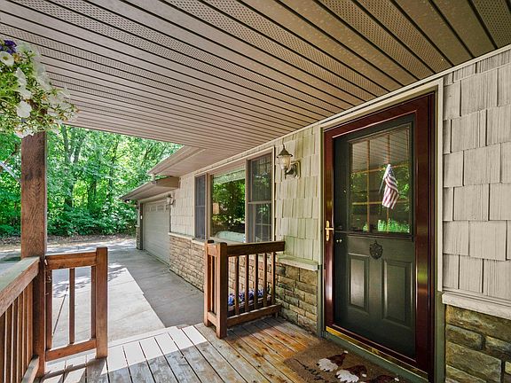 5th image of 6757 Newcomb Ave NW