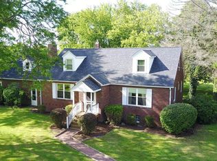 8015 Thompson Sharpsville Rd, Masury, OH 44438