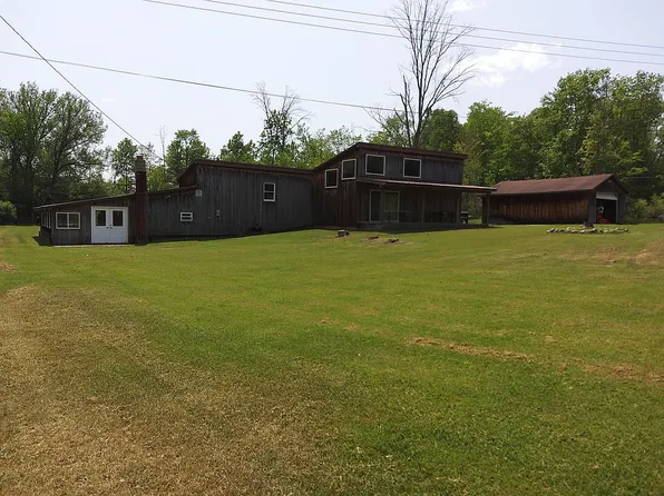 10357 Sampson Rd, Waterford, PA 16441