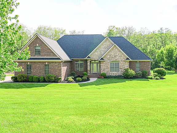 2nd image of 1110 Creekside Dr