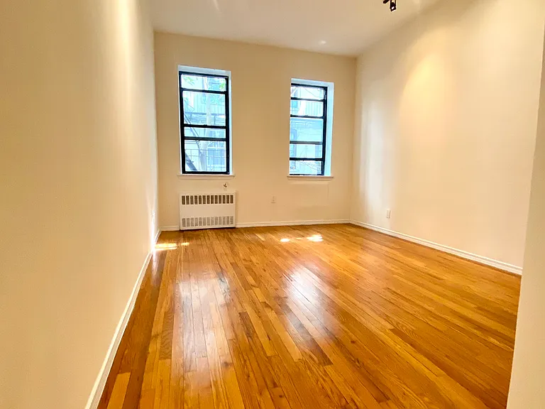 490 E 74th St #2D — Photo 1