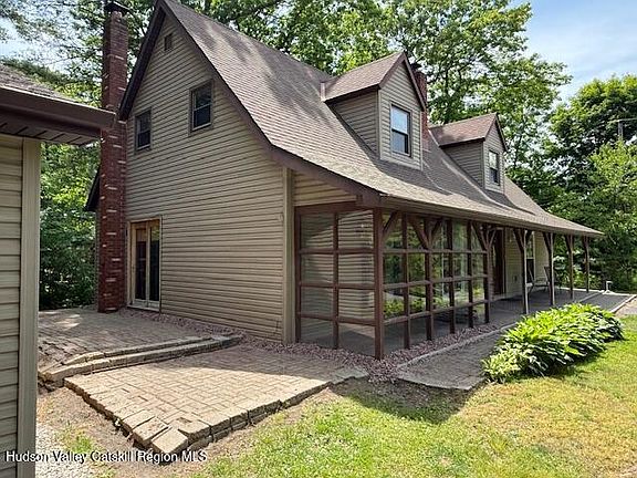 2nd image of 53 5 Mile Woods Road