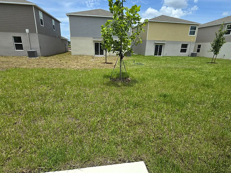 6425 Domizio Dr — Photo 25