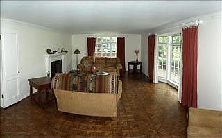 3rd image of 6620 Underwood Ave
