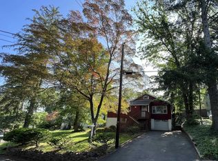 33 Lake Trl E, Wayne, NJ 07470