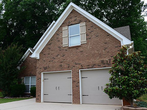 4th image of 117 Thornberry Ln