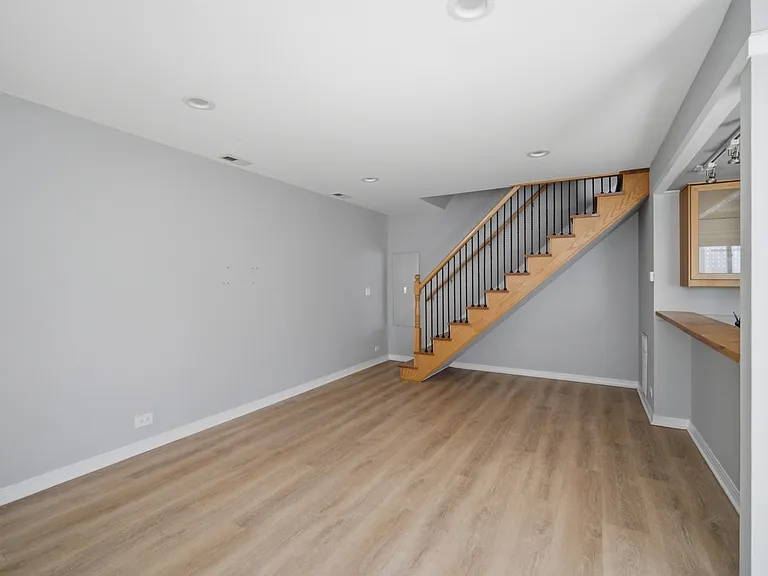 1180 Cove Dr #152B — Photo 4