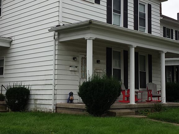 5th image of 224 E Main St