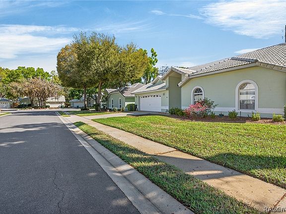 4th image of 816 Balmoral Ct