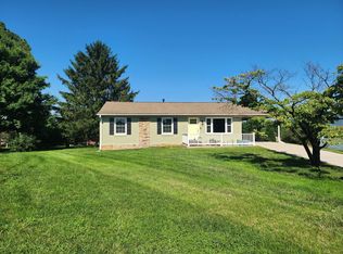 1062 Blandford Ave, Vinton, VA 24179