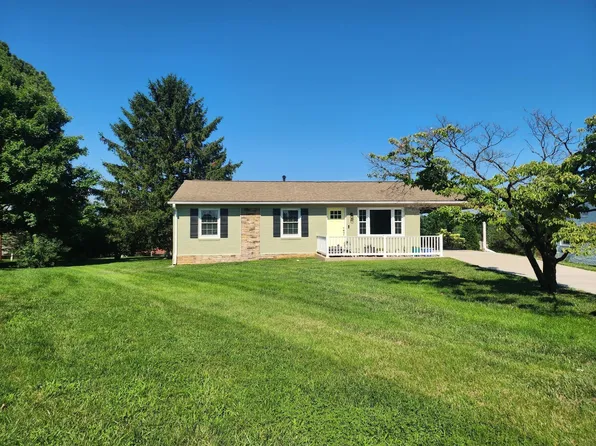 1062 Blandford Ave, Vinton, VA 24179