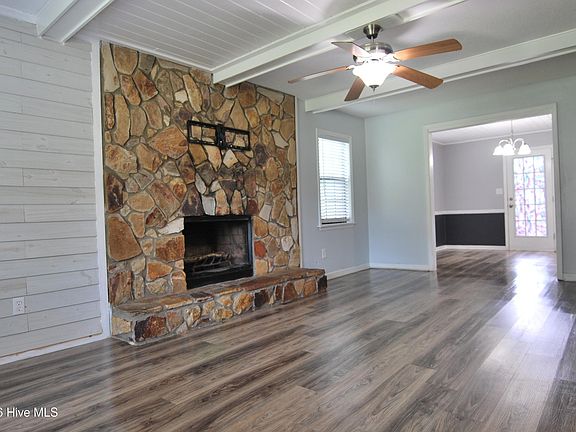 4th image of 2816 Butler Manor Drive