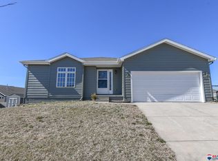 6545 N 11th St, Lincoln, NE 68521