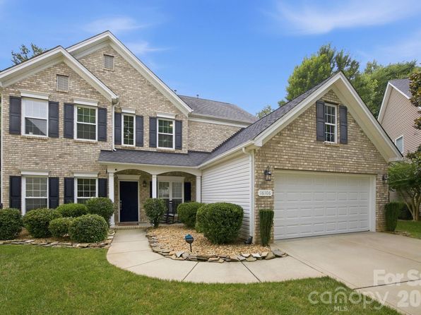 16106 Cloverleaf Ct, Charlotte, NC 28277 home