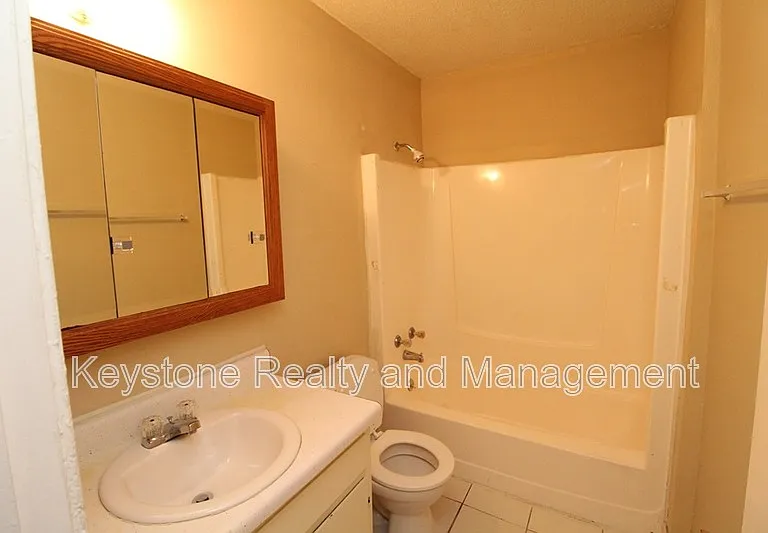 1088 Pembroke Oak Grove Rd #21 — Photo 6