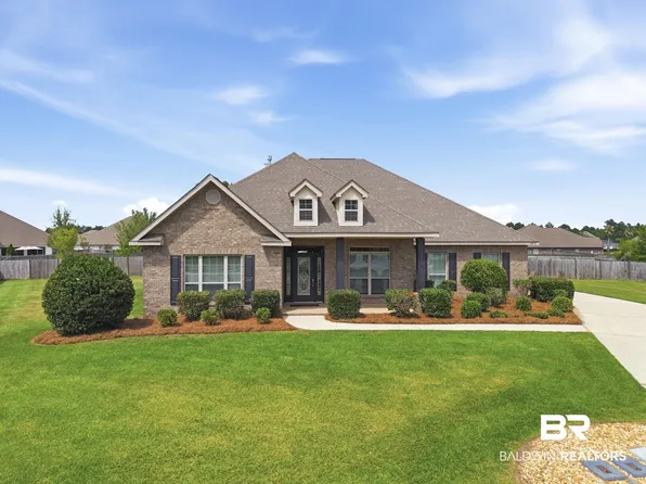 4074 Portland Cir, Gulf Shores, AL 36542