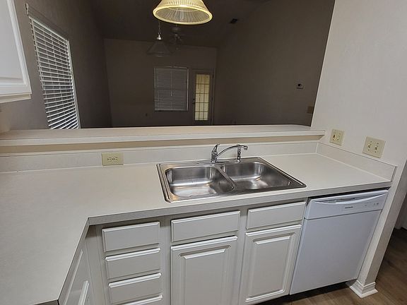 5th image of 19820 NW 231st Dr APT 7