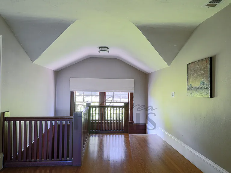 29 Park Way — Photo 18