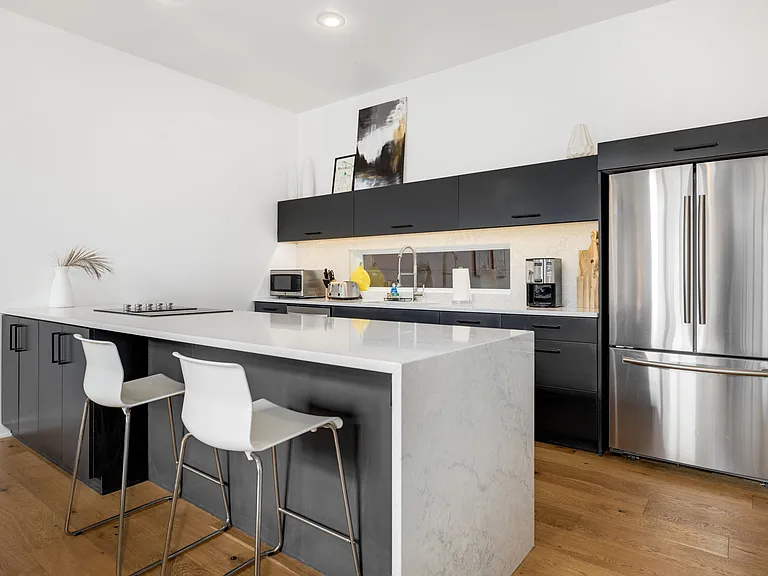 502 SE Tourmaline Mews — Photo 5