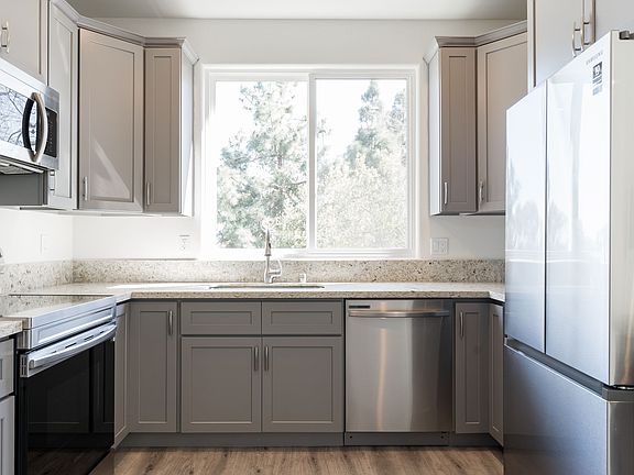 2nd image of 2255 Salisbury Dr #2255