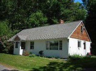 31 Pillsbury St, Georgetown, MA 01833