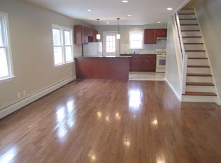 4140 247th St, Little Neck, NY 11363