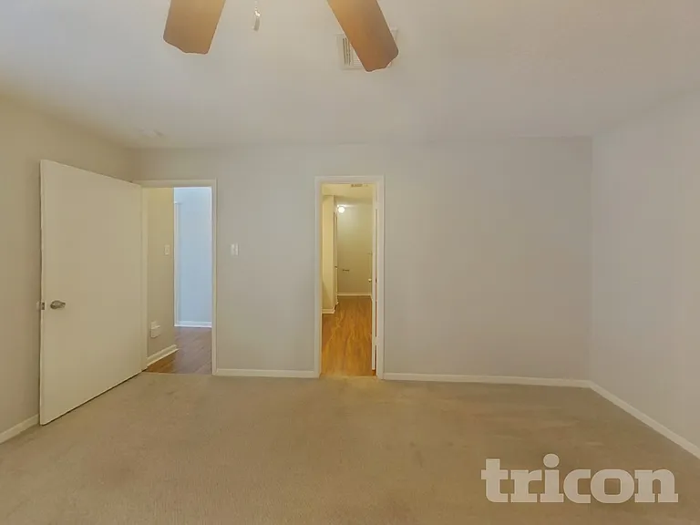 3602 Hill Springs Dr — Photo 7