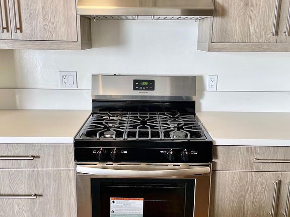 3rd image of 2036 N Beachwood Dr #16