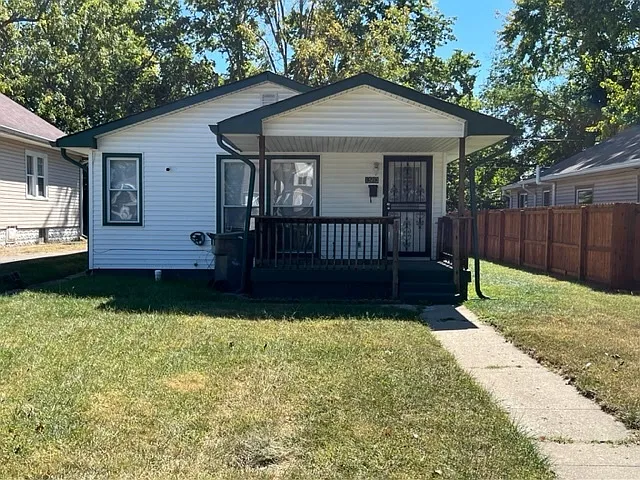 1503 Udell St photo 1