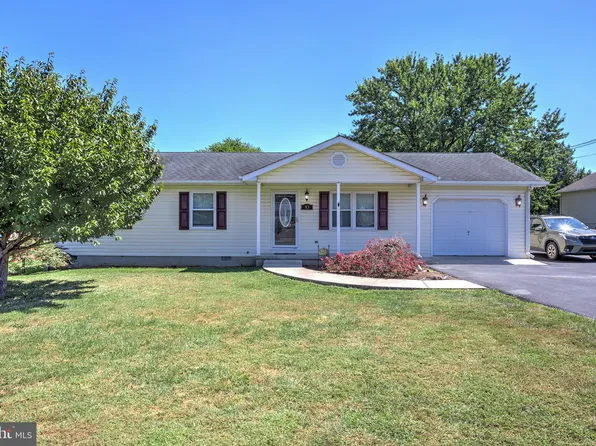 83 Declaration Dr, Inwood, WV 25428